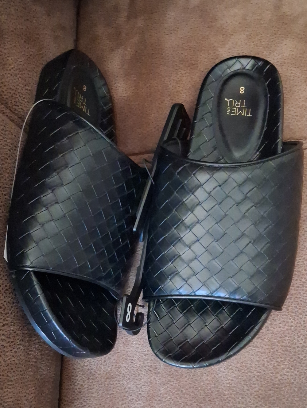 Time and Tru Black Woven Puff Slide Sandals Size 8